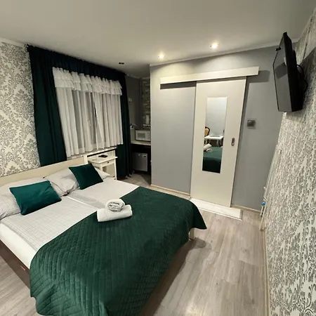 Dwuosobowy Na Rogu Homestay szállás *